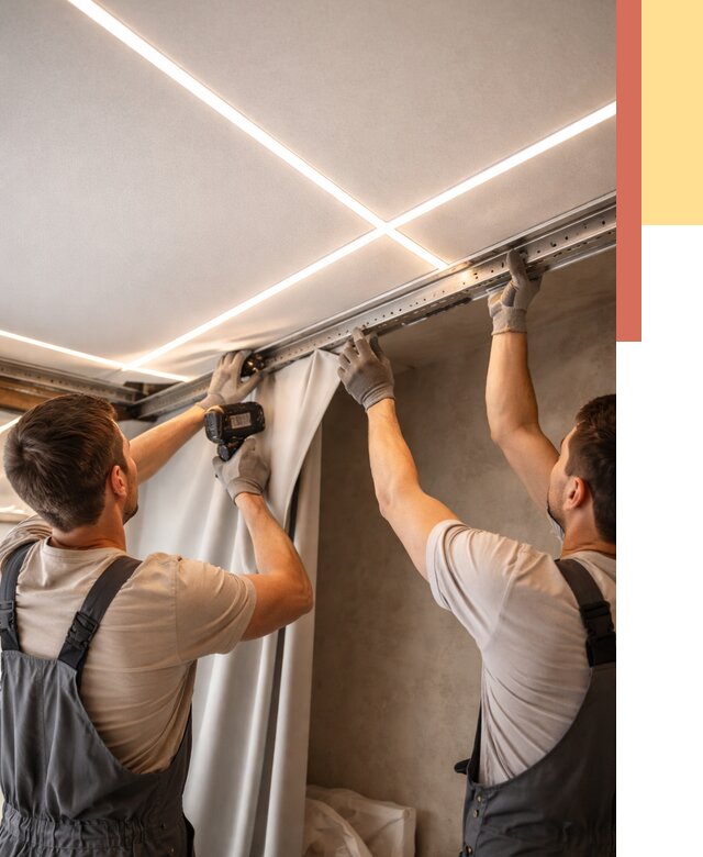 Монтаж натяжного потолка со световыми линиями в Черкесске от 1224 руб. | ОТДЕЛОЧНИК-Чрк